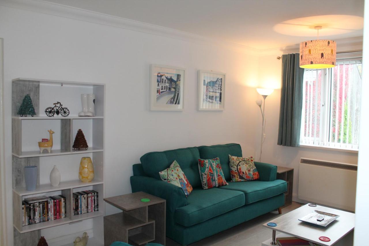 Bonnie'S Apartment, Adults Only โบว์เนส ออน วินเดอเมียร์ ภายนอก รูปภาพ